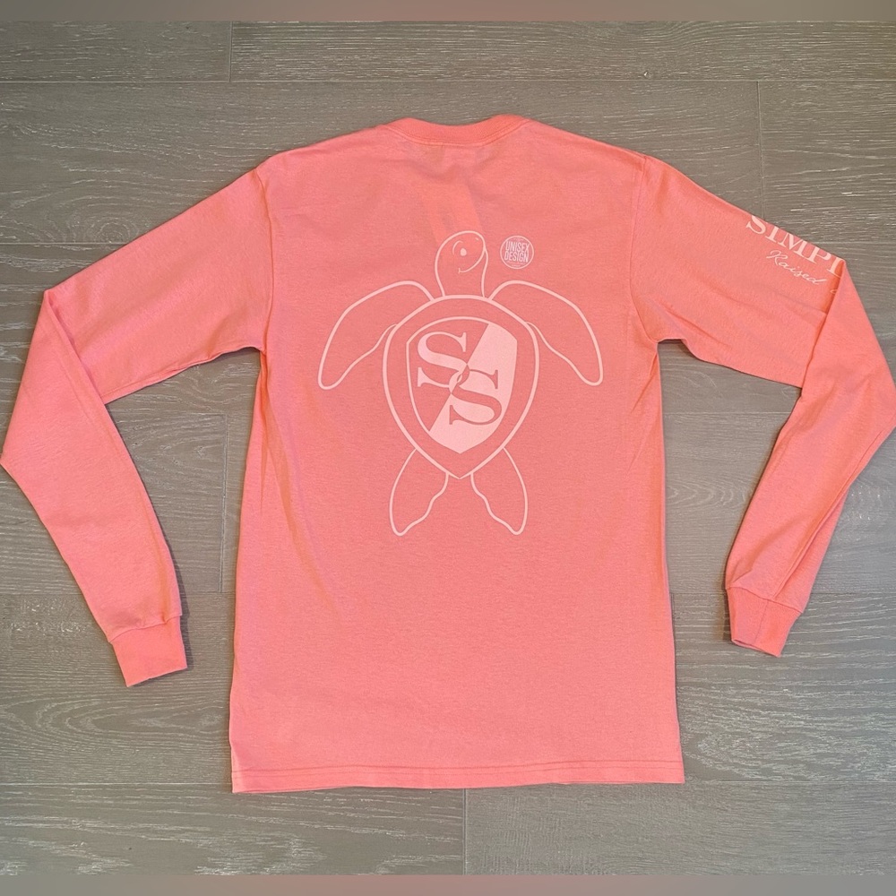 Women’s Simply Southern Coral Turtle Shirt, Adult Small
